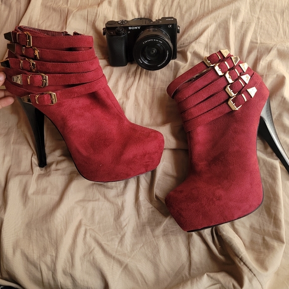 SOLD! - Picture 3 of 6